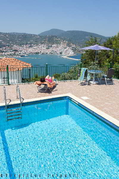 Aegeon Hotel Skopelos Town Bagian luar foto