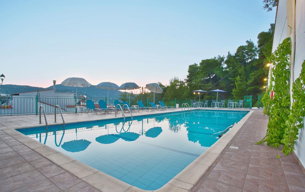 Aegeon Hotel Skopelos Town Bagian luar foto