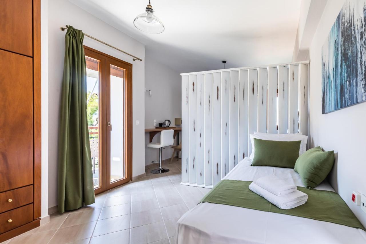 Aegeon Hotel Skopelos Town Bagian luar foto